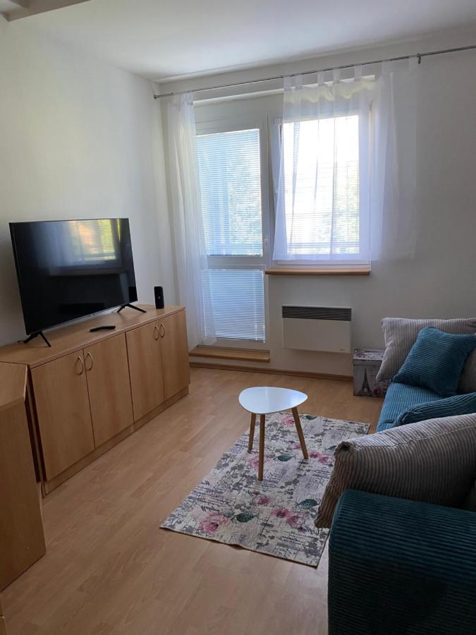 Apartment Dony Доновали Екстериор снимка