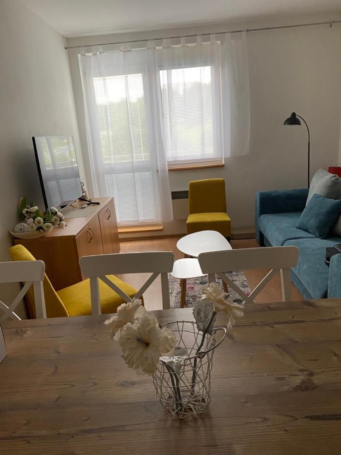 Apartment Dony Доновали Екстериор снимка