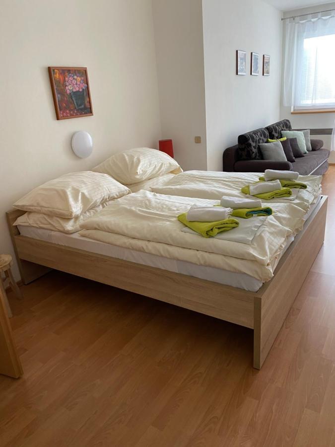 Apartment Dony Доновали Екстериор снимка