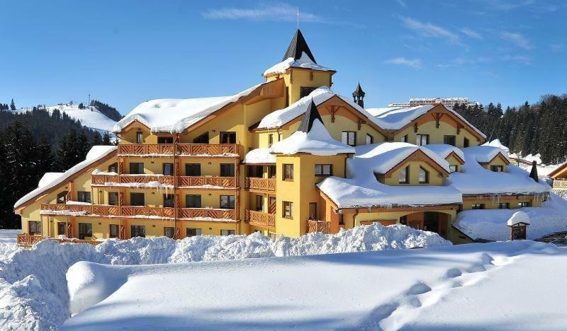 Apartment Dony Доновали Екстериор снимка